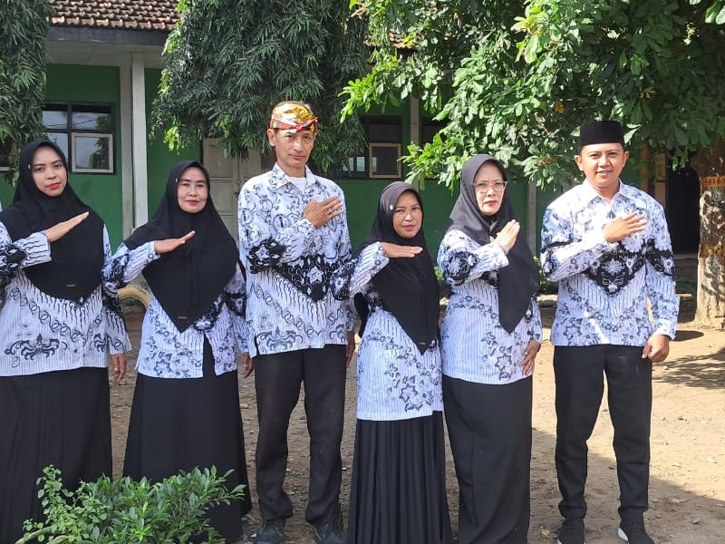 HARI GURU NASIONAL